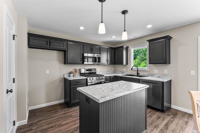 1155 Lagonda Trail, Fort Wayne, IN 46818