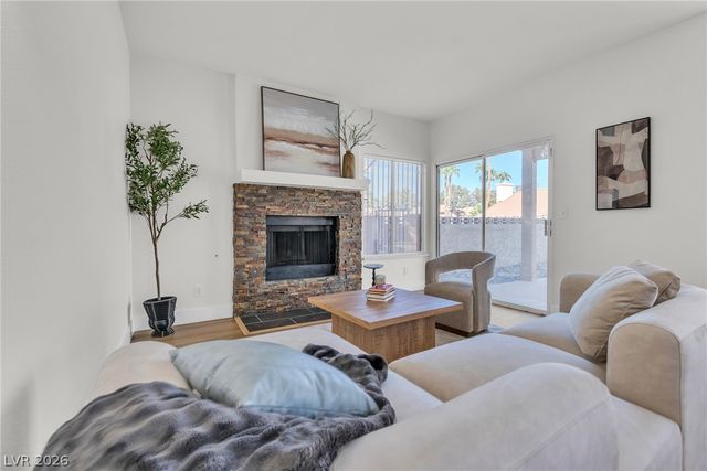 370 Rushing Creek Court, Henderson, NV 89014