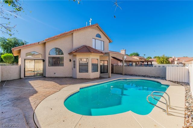 370 Rushing Creek Court, Henderson, NV 89014