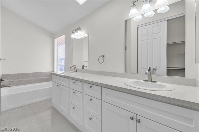 370 Rushing Creek Court, Henderson, NV 89014