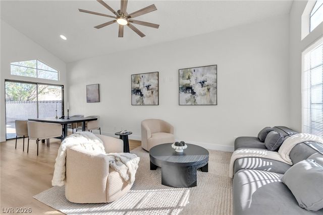370 Rushing Creek Court, Henderson, NV 89014