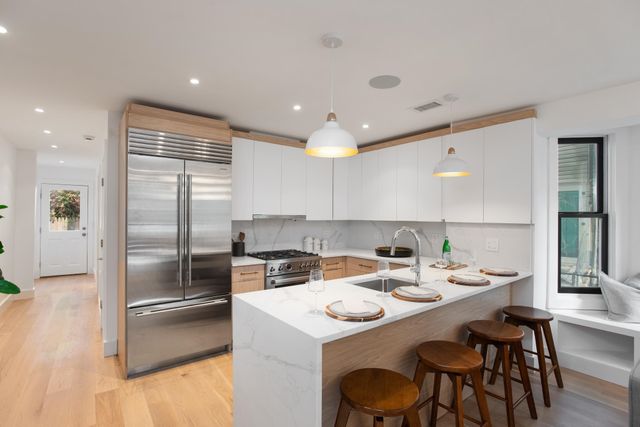 274 7TH ST, Jc, Downtown, NJ 07302