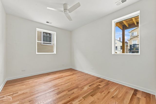 1118 W 19th Street, Chicago, IL 60608