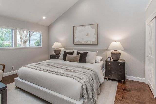 2080 Marich Way 8, Mountain View, CA 94040