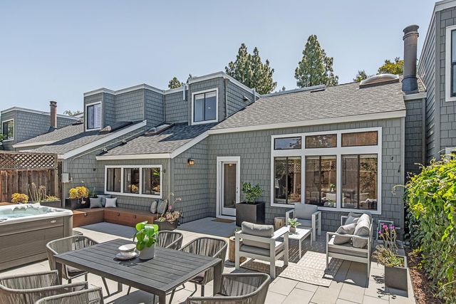 2080 Marich Way 8, Mountain View, CA 94040