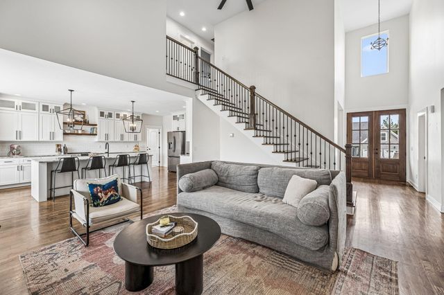 9215 Sir Charles Court, Harrison, TN 37341