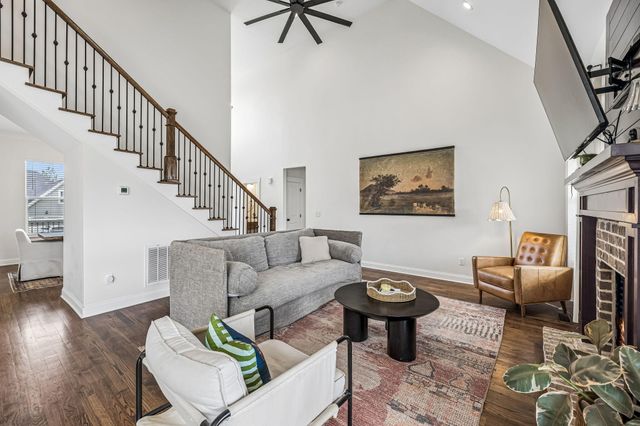 9215 Sir Charles Court, Harrison, TN 37341