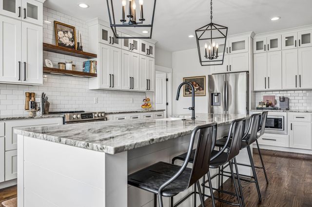 9215 Sir Charles Court, Harrison, TN 37341