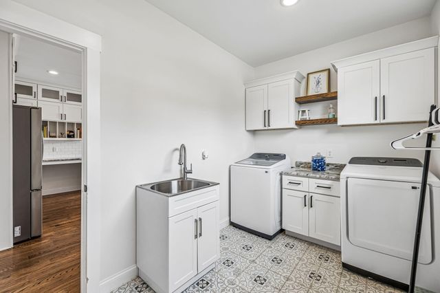 9215 Sir Charles Court, Harrison, TN 37341