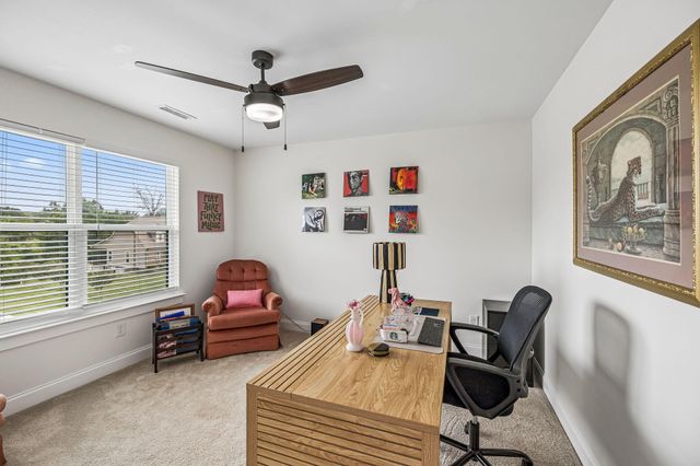 9215 Sir Charles Court, Harrison, TN 37341