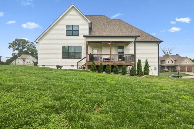 9215 Sir Charles Court, Harrison, TN 37341
