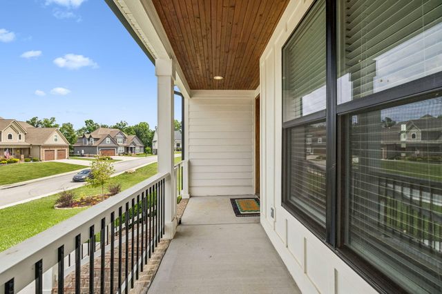 9215 Sir Charles Court, Harrison, TN 37341