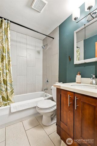 9306 52nd Avenue S, Seattle, WA 98118