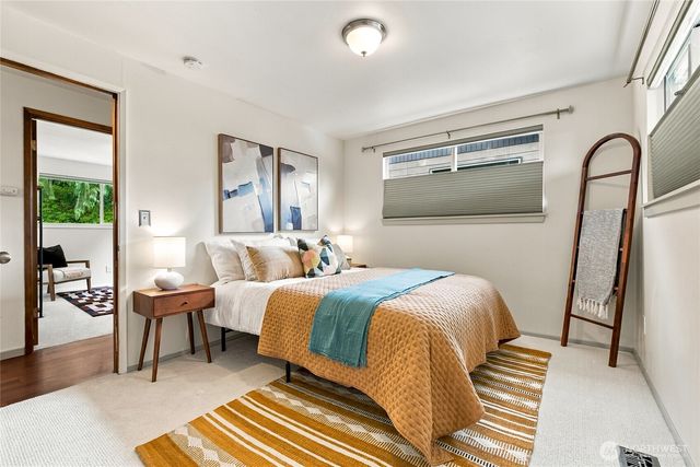 9306 52nd Avenue S, Seattle, WA 98118