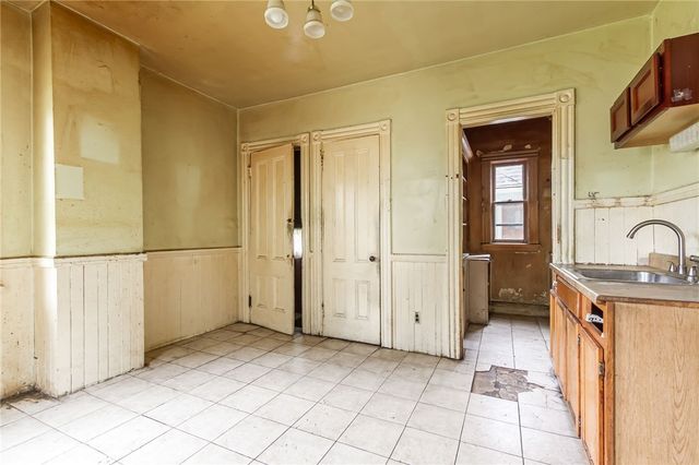 56 Nicholson Street, Rochester, NY 14620