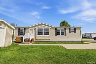 11006 Wood Run Circle, Green Oak Township, MI 48178