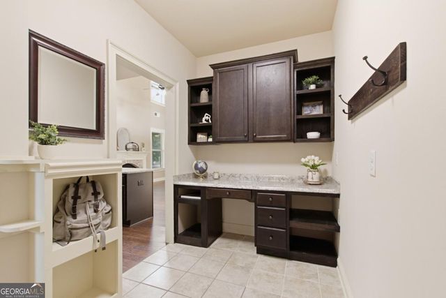 4662 Whitlow Ridge Drive, Bishop, GA 30621