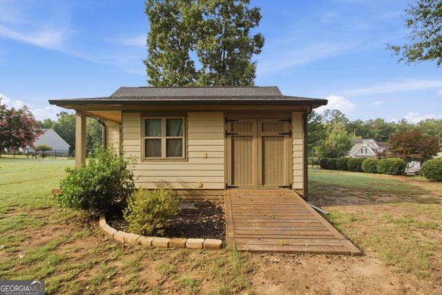 4662 Whitlow Ridge Drive, Bishop, GA 30621