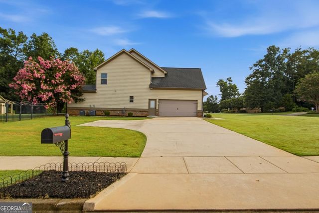 4662 Whitlow Ridge Drive, Bishop, GA 30621