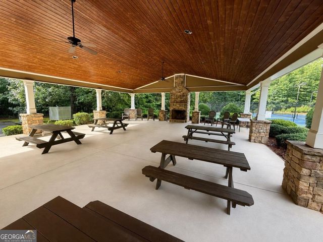 4662 Whitlow Ridge Drive, Bishop, GA 30621