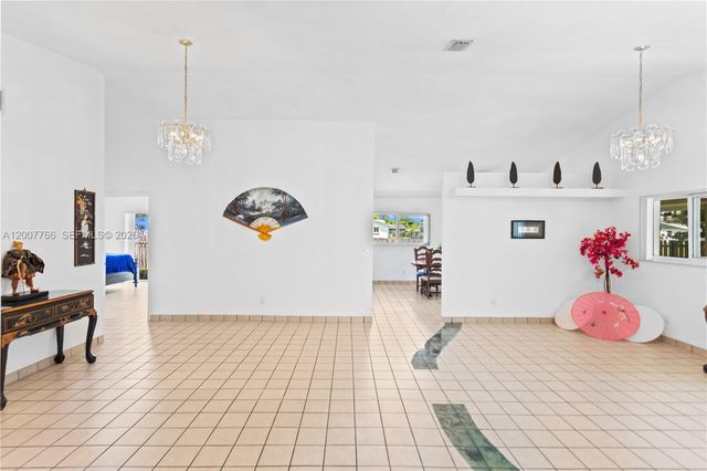 6450 SW 13th Street, Plantation, FL 33317