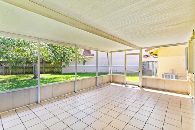 6450 SW 13th Street, Plantation, FL 33317