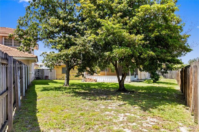 6450 SW 13th Street, Plantation, FL 33317