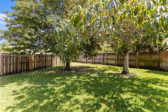 6450 SW 13th Street, Plantation, FL 33317