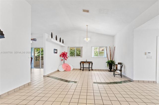 6450 SW 13th Street, Plantation, FL 33317