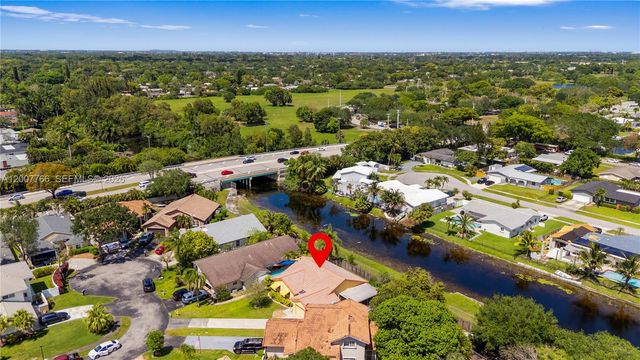 6450 SW 13th Street, Plantation, FL 33317