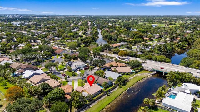 6450 SW 13th Street, Plantation, FL 33317
