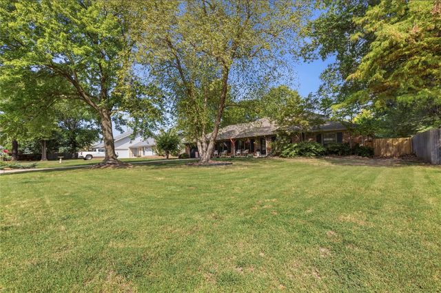 4911 E 97th Street, Tulsa, OK 74137