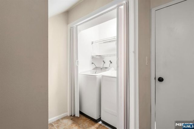 5 Kings Court 5, Fort Lee, NJ 07024