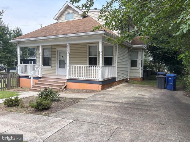 4111 33RD ST, Mount Rainier, MD 20712
