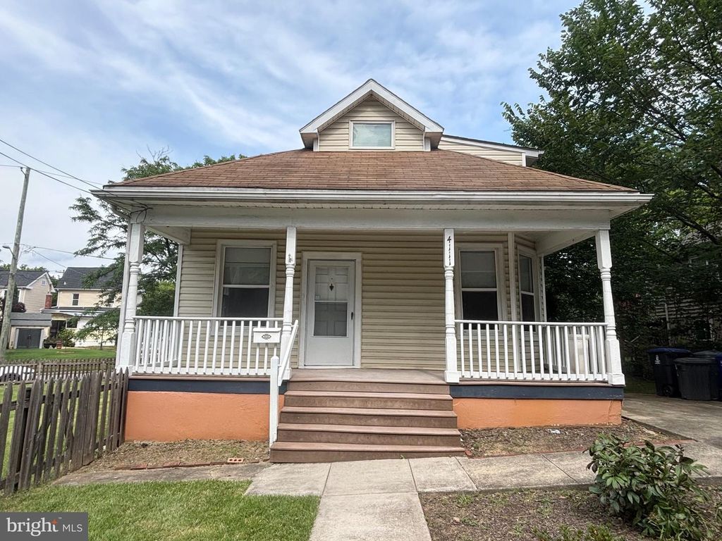 4111 33RD ST, Mount Rainier, MD 20712