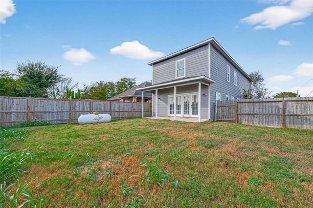 146 Disney Street, Arcola, TX 77583