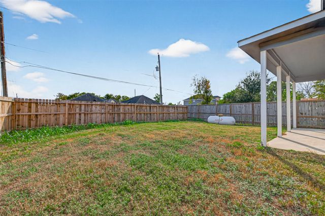 146 Disney Street, Arcola, TX 77583