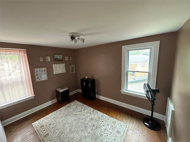 421 BEVERLY Drive, Erie, PA 16505