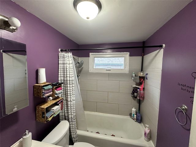 421 BEVERLY Drive, Erie, PA 16505