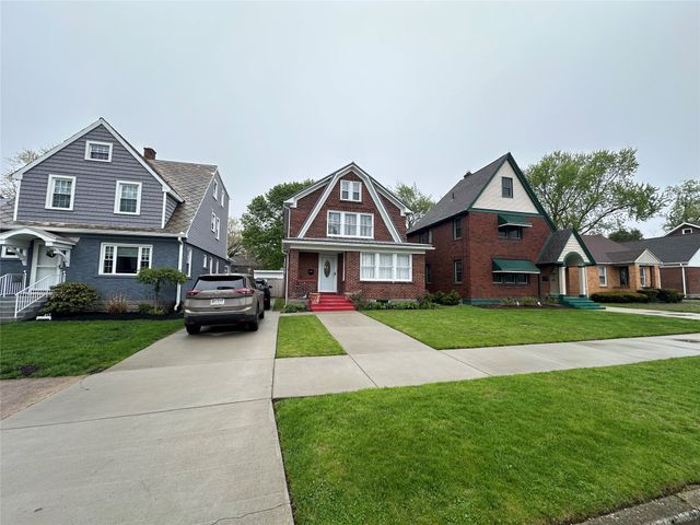 421 BEVERLY Drive, Erie, PA 16505