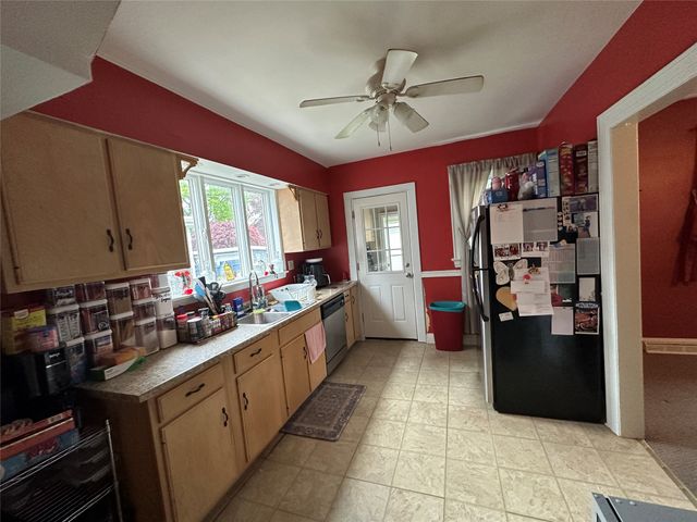 421 BEVERLY Drive, Erie, PA 16505