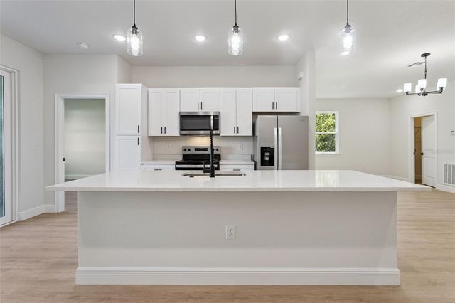 7056 SW 131ST LOOP, Ocala, FL 34473