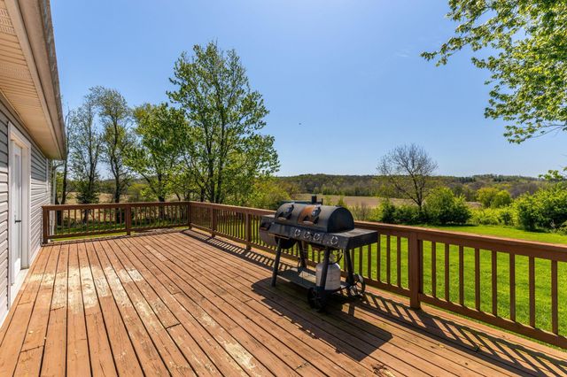 4199 Hopewell Indian Road NW, Glenford, OH 43739