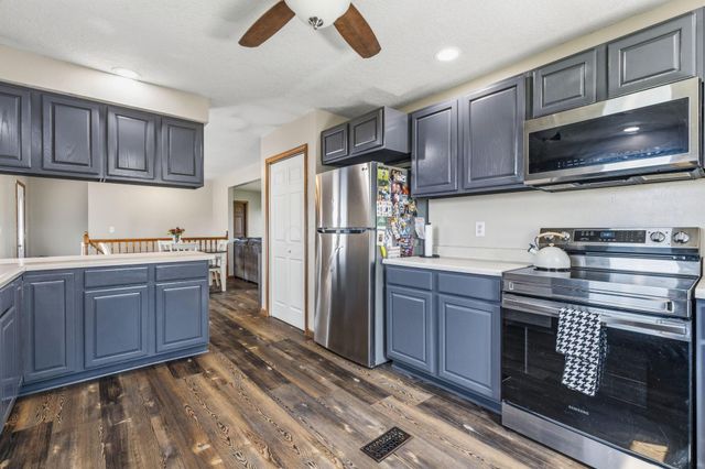 4199 Hopewell Indian Road NW, Glenford, OH 43739