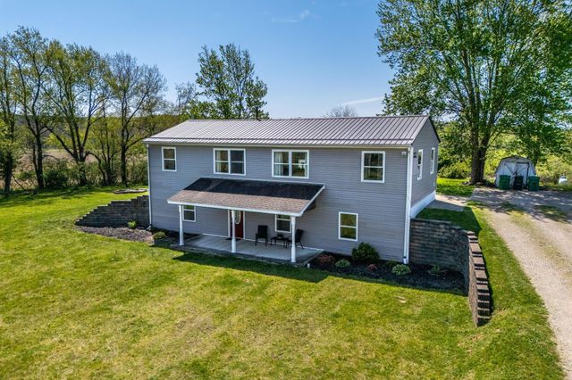 4199 Hopewell Indian Road NW, Glenford, OH 43739