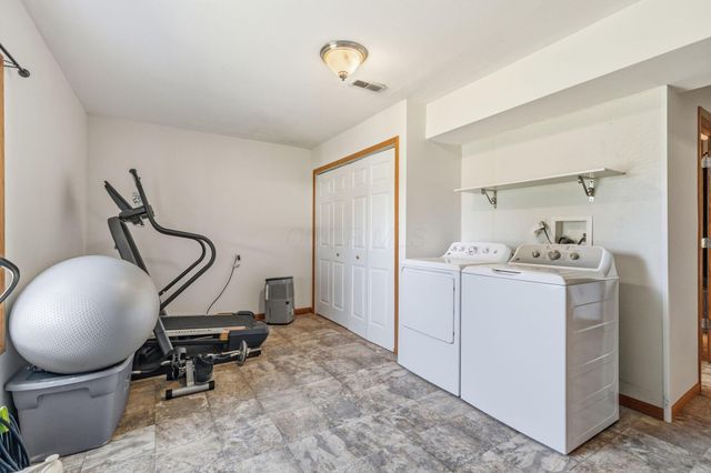 4199 Hopewell Indian Road NW, Glenford, OH 43739