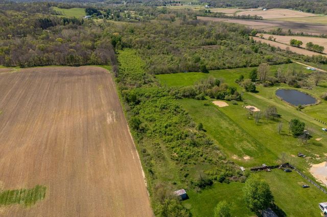 4199 Hopewell Indian Road NW, Glenford, OH 43739