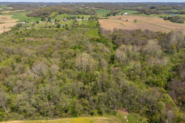 4199 Hopewell Indian Road NW, Glenford, OH 43739