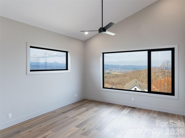 247 Coachman Drive, Hendersonville, NC 28791