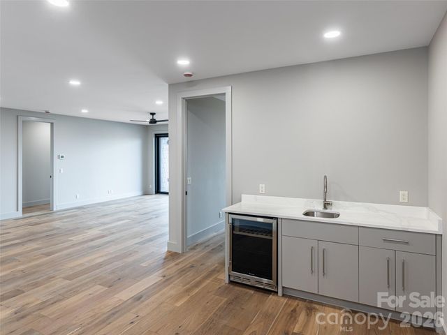 247 Coachman Drive, Hendersonville, NC 28791